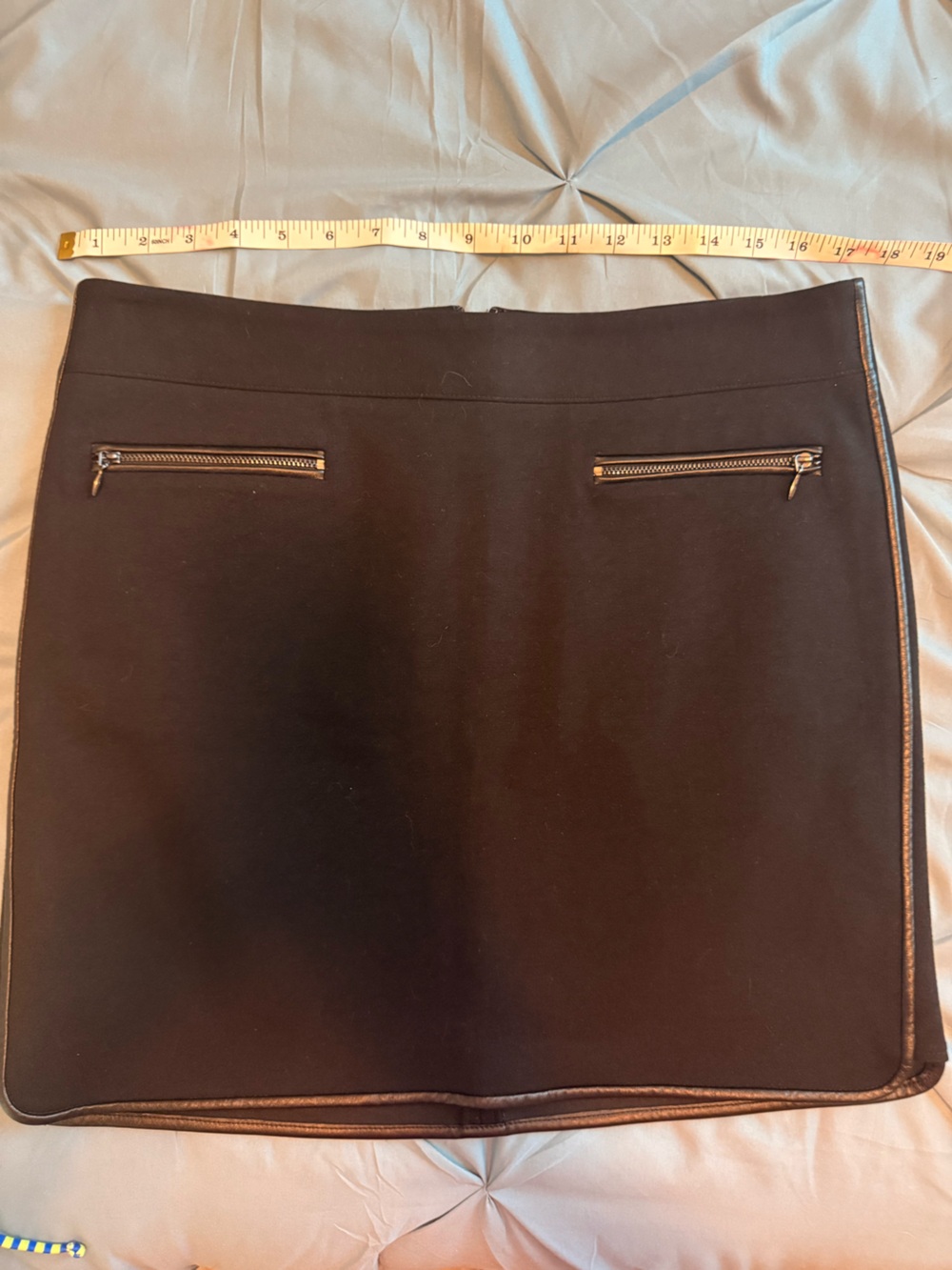 White House Black Market Black Fitted Skirt